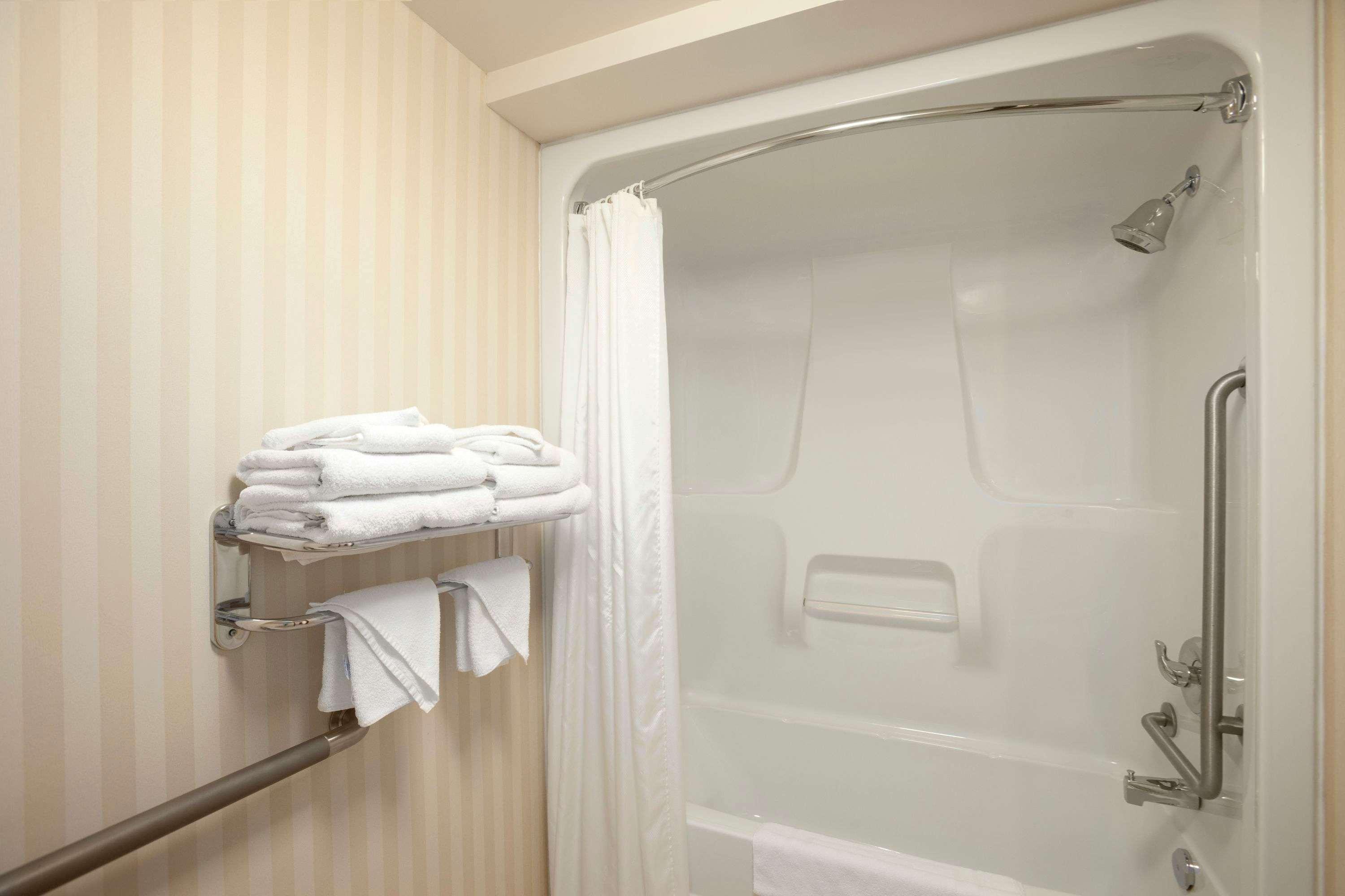 Border Inn & Suites Lloydminster Eksteriør billede
