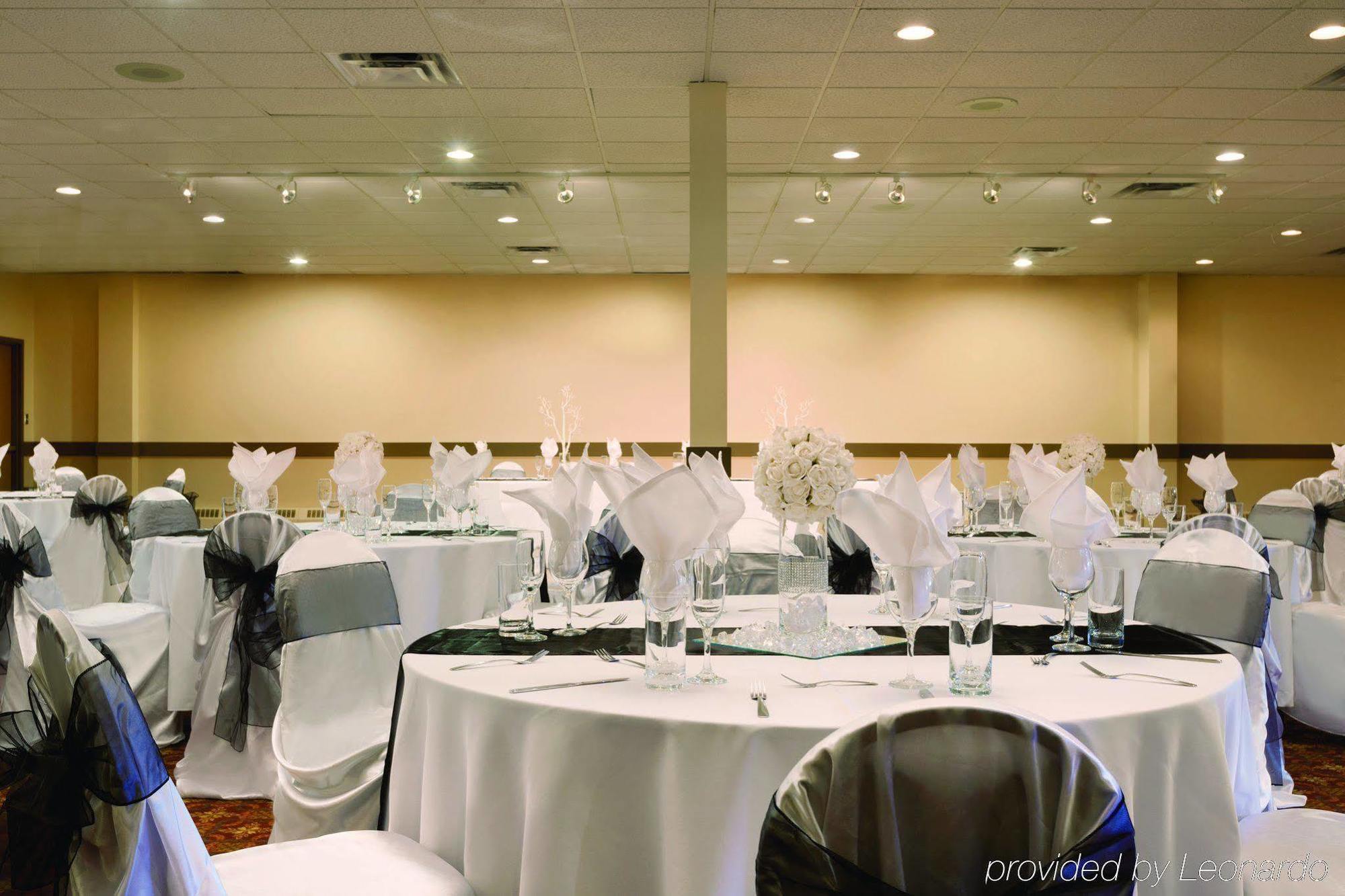 Border Inn & Suites Lloydminster Eksteriør billede